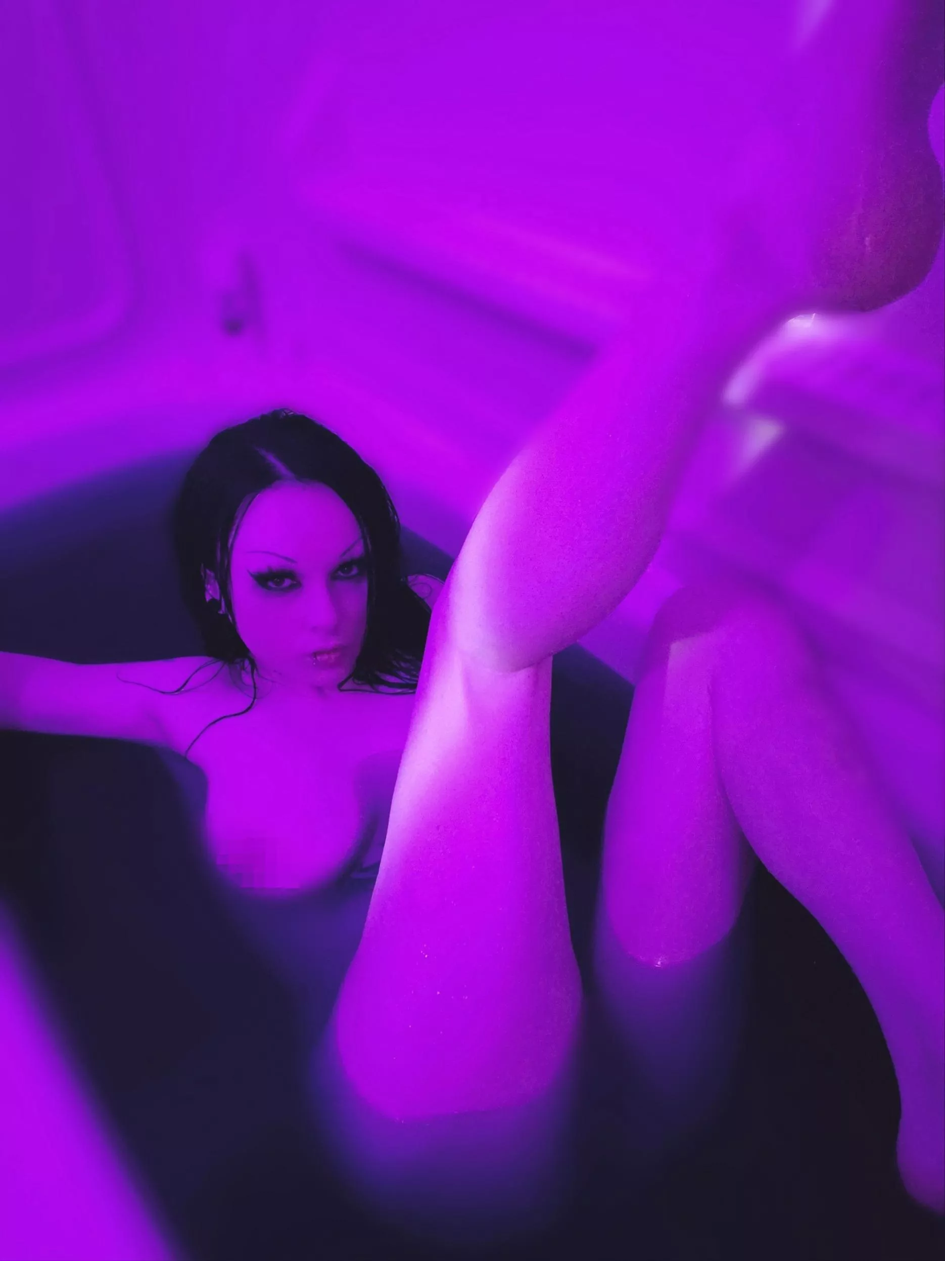 Sink into the depths of hell with me 😈 posted by xmissxlilith