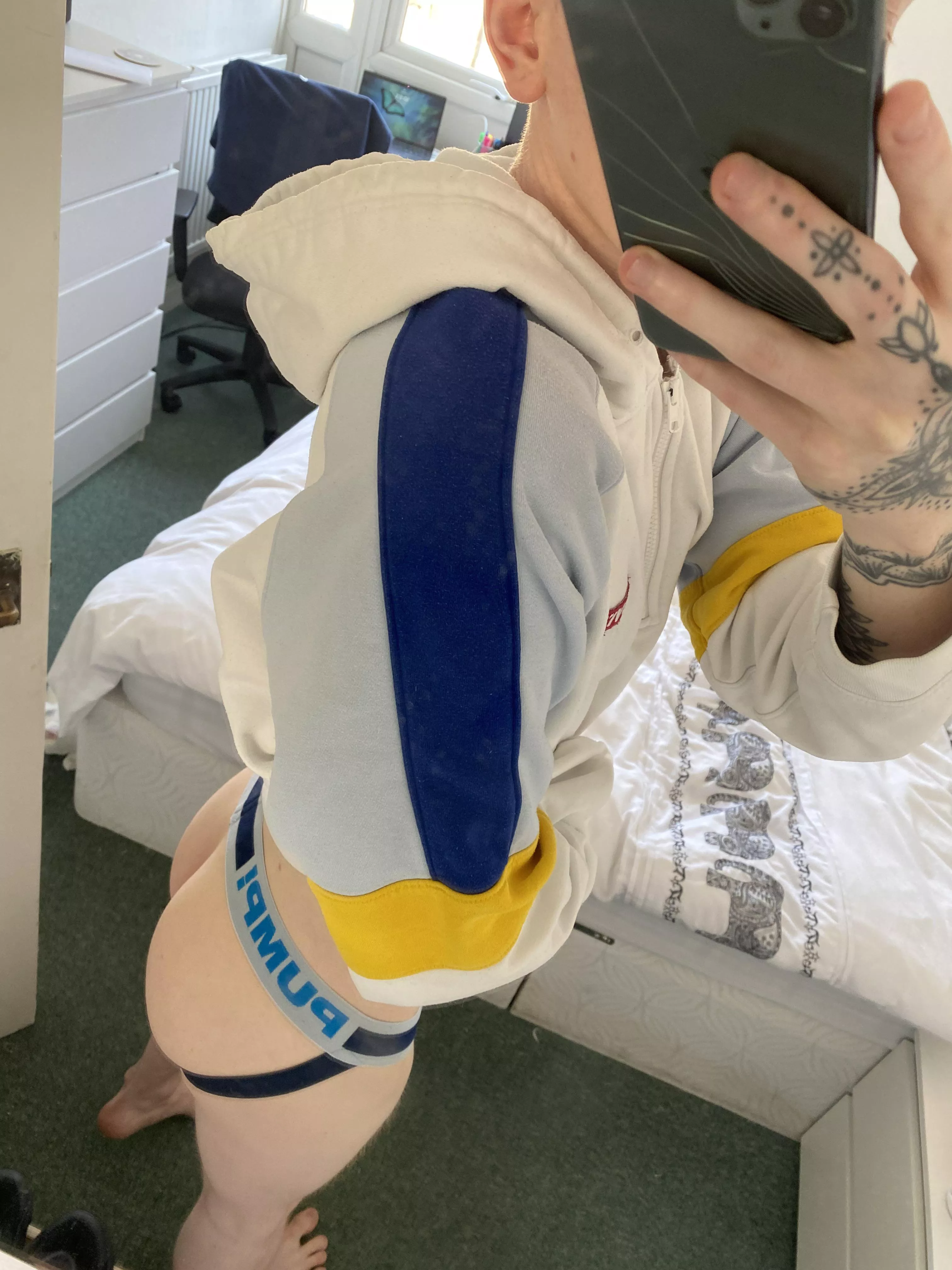 Sir? 🥵 posted by twinklukas