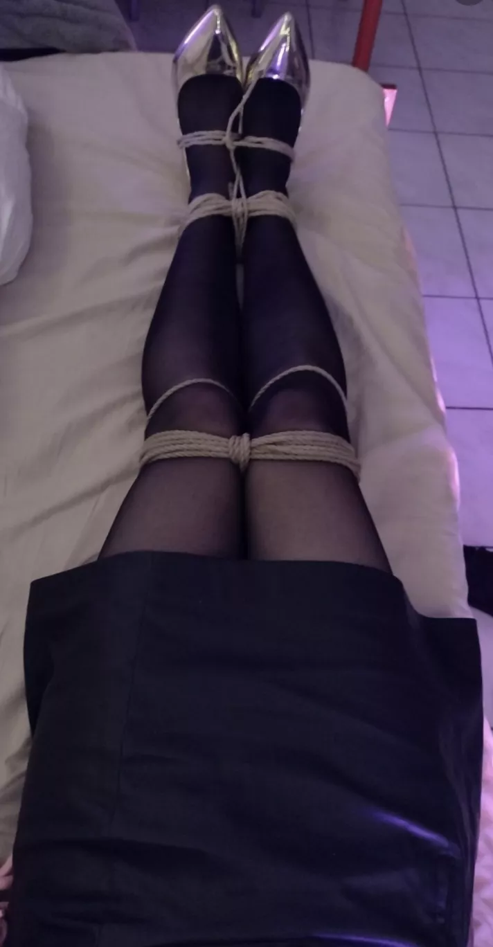 Sir tied me up, but I gave him a hell of a fight first! Very squirmy 😈😇 posted by SubbybratXx