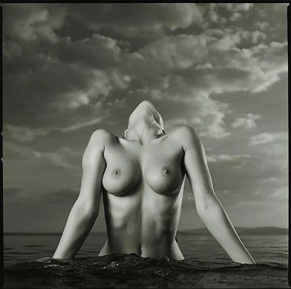 Siren Song 🧜‍♀️ posted by AlexLeigh47