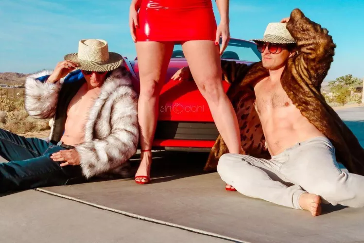 Siri Dahl (@therealsiri.ps) [Instagram] by Maxwell-95