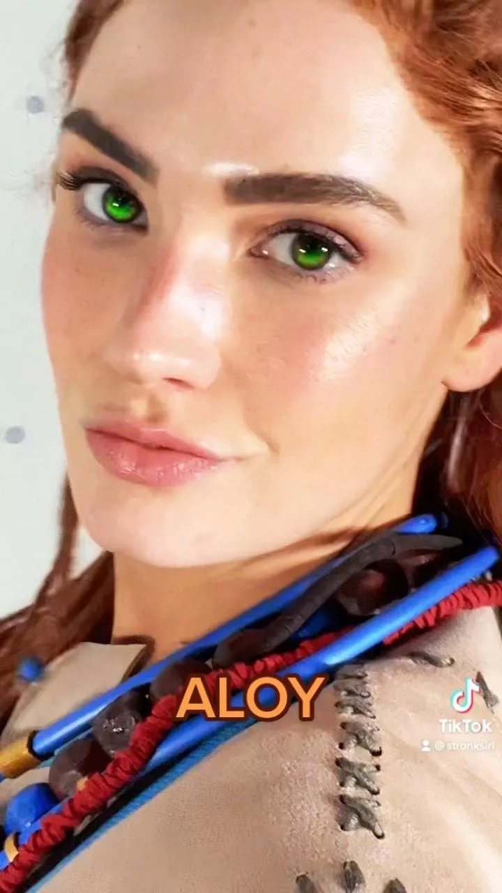 Siri Dahl (@therealsiri.ps) [Instagram] posted by Maxwell-95