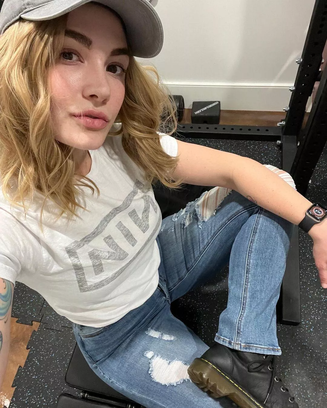 Siri Dahl (@therealsiri.ps) [Instagram] posted by Maxwell-95