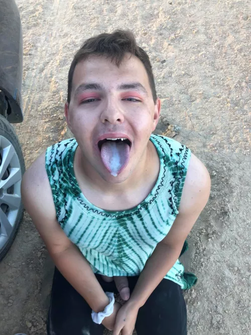 sissy getting her first taste by DayDaisy97