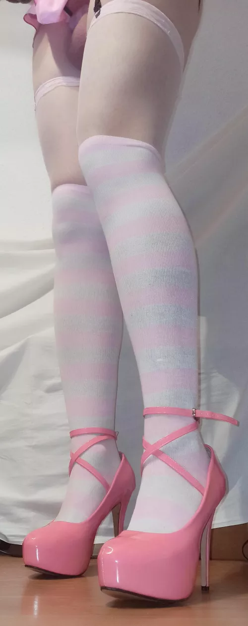 Sissy preparing for Ridingsession by FantasticClue3059