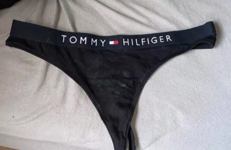 Sister‘s thong 😍 by Kingkong--10