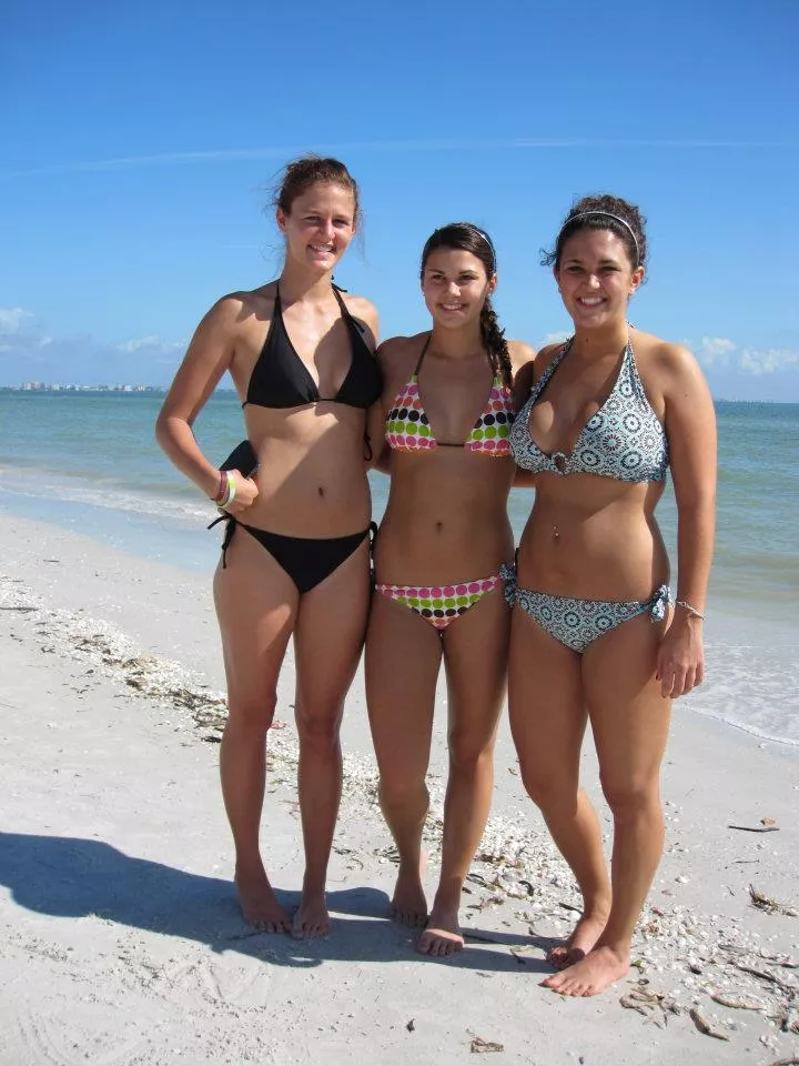 sisters posted by pulchritude_