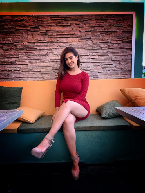 Sitting demurely by Priapus4u