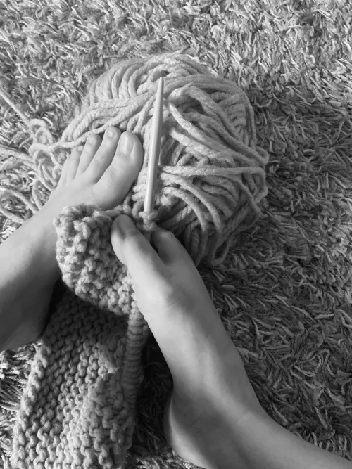 Skilled with my feet 😉 by Duo_feet