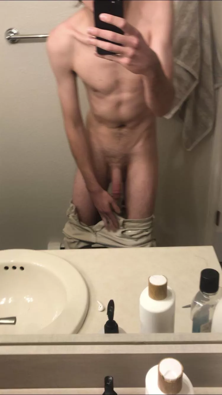 Skinnnnny posted by Alternative-Dog-1360