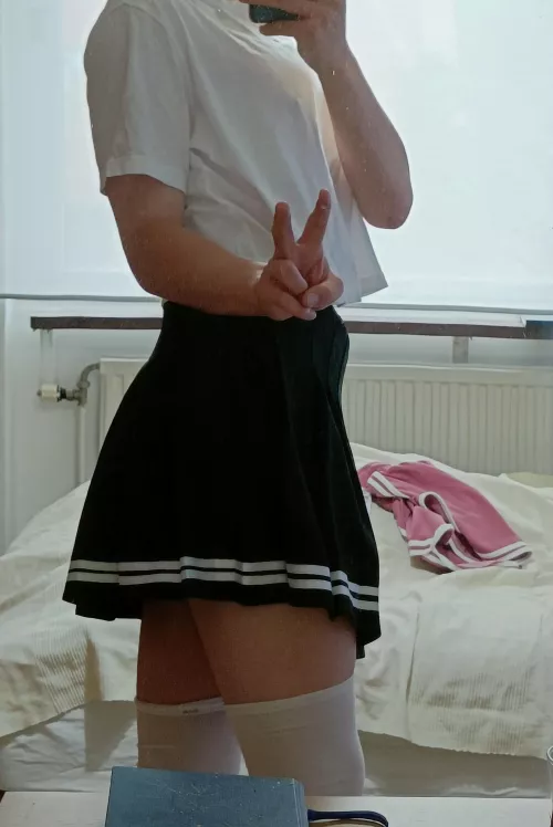 Sk(i)rrrt 😎✌️ by Sockboy_98