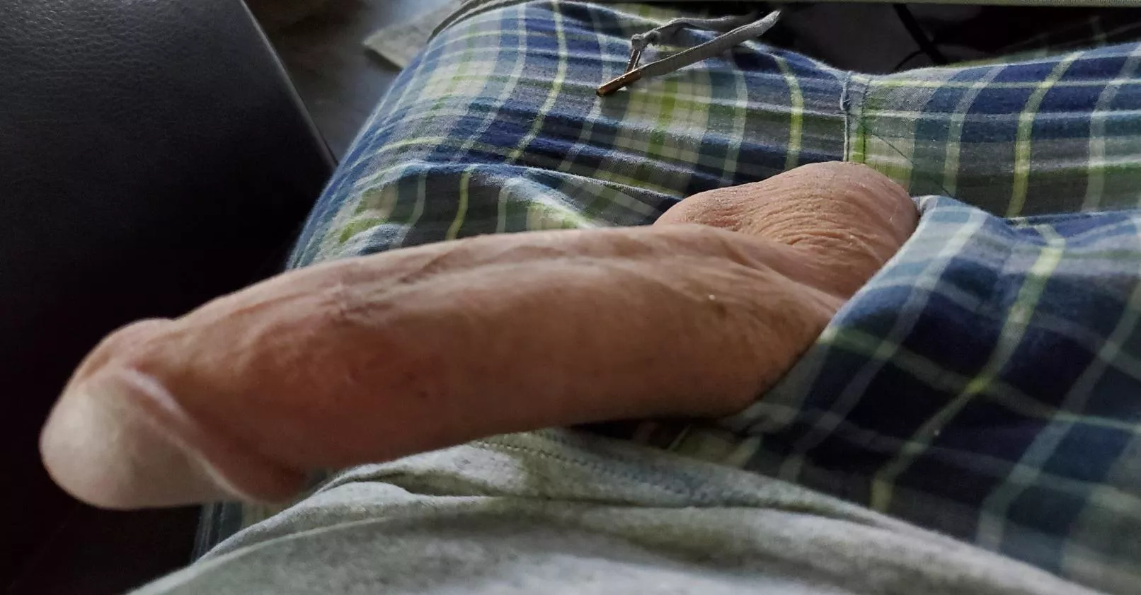 Sky rockets in flight... posted by carps101