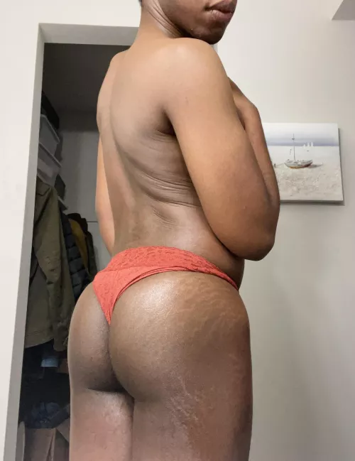 Slap your dick on my cheeks 🍑 by Dangerzone518