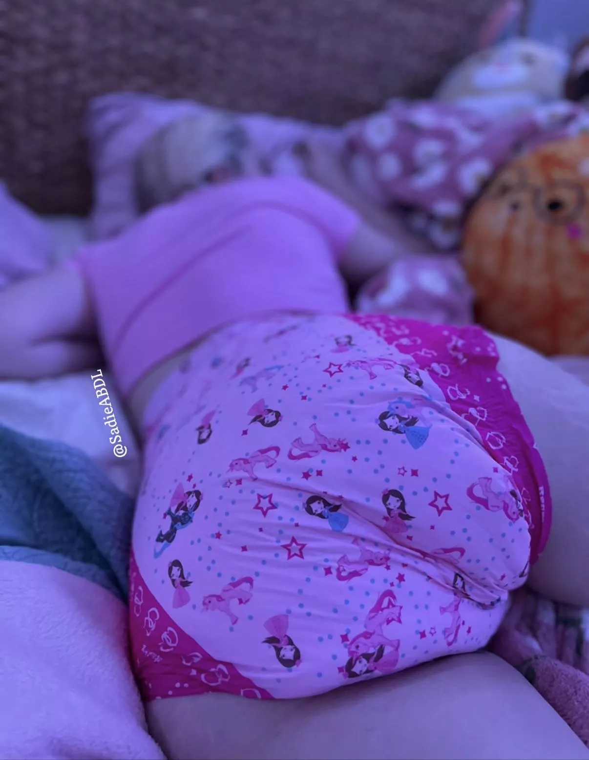 Sleepin in a soggy, very squishable diaper 💦 As usual 😌 posted by SweetbbSadie