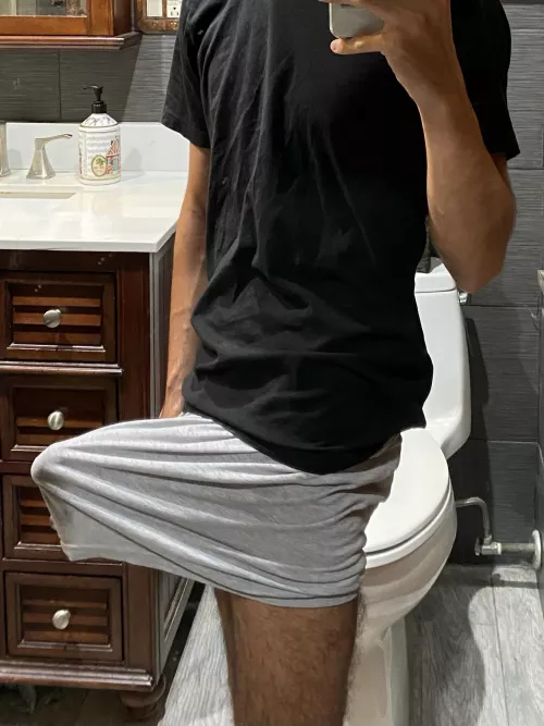 Sleepovers are interesting… my morning wood embarrasses me 😅 by lancexxl