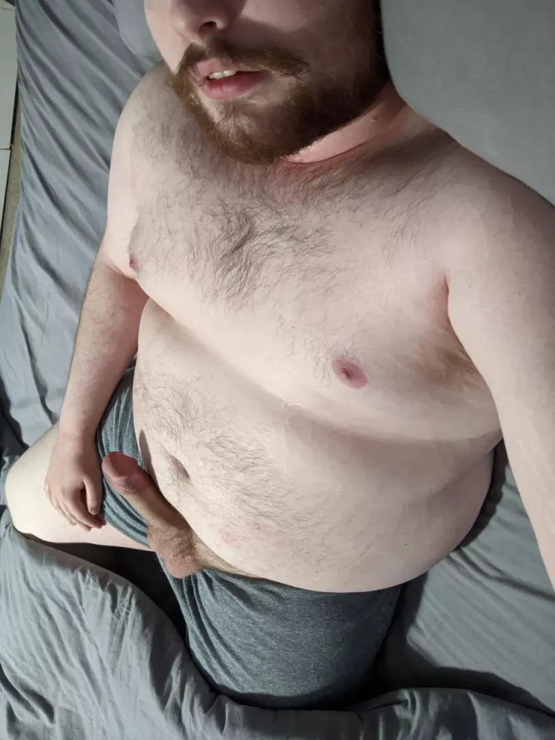 Sleepy and horny posted by hamcandle27