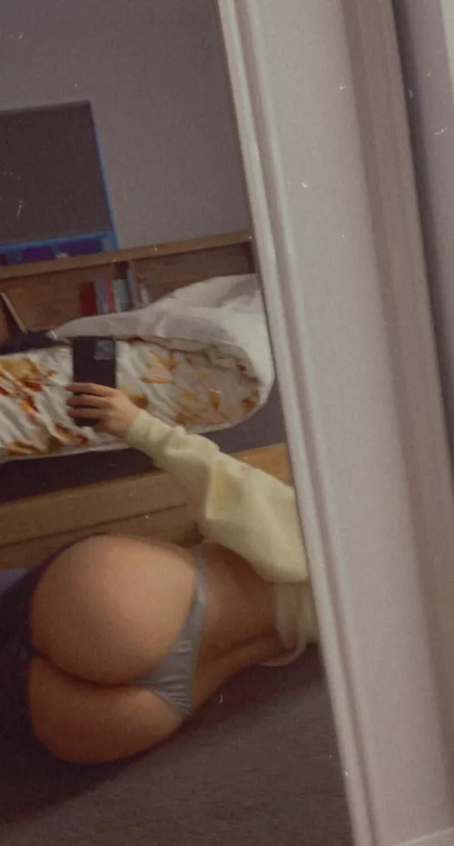 Slide it in 💦 by kaitlin1996