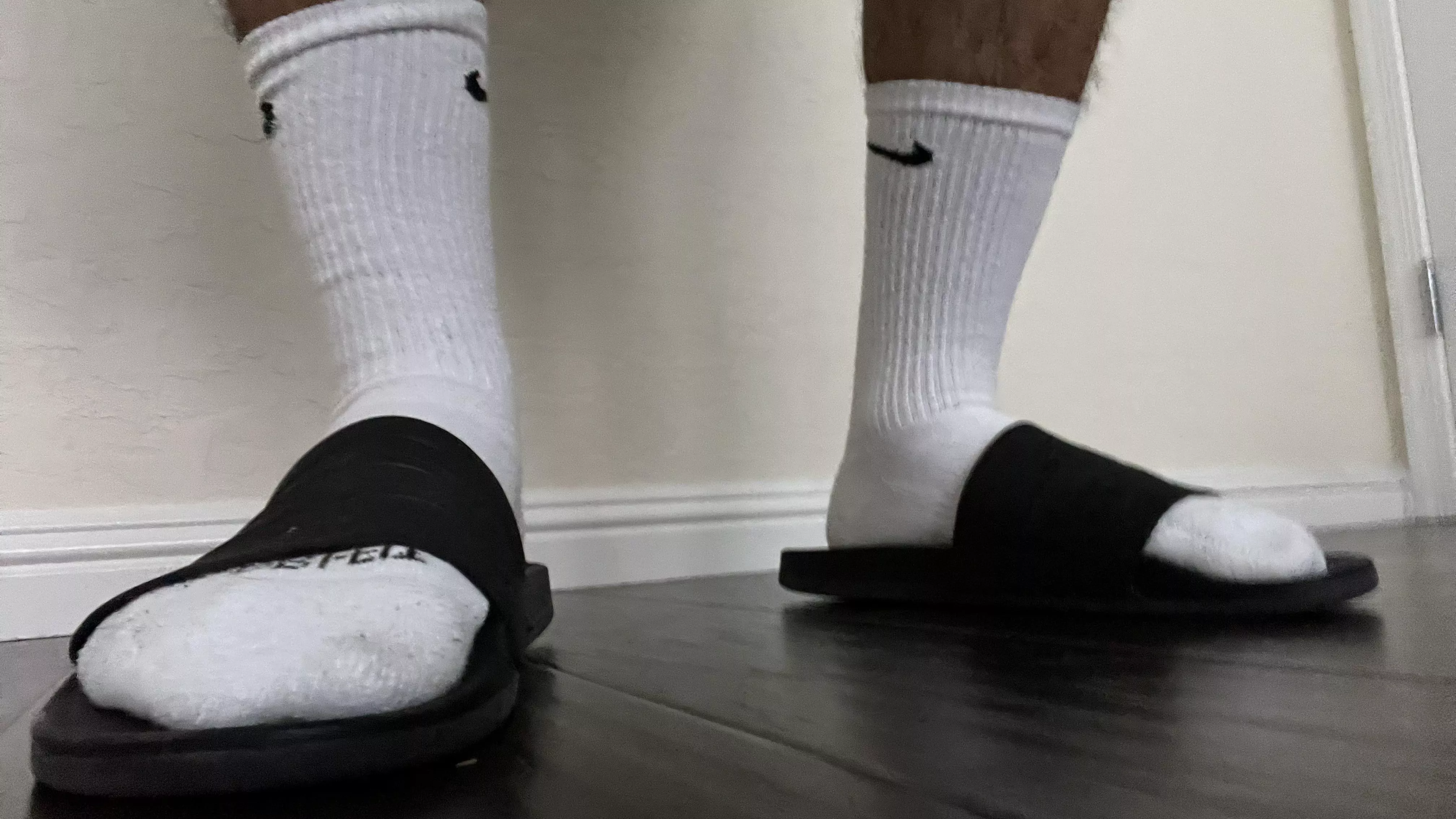 Sliding into your for you page this morning, let me know what you think 😅 posted by midnight-t0ke