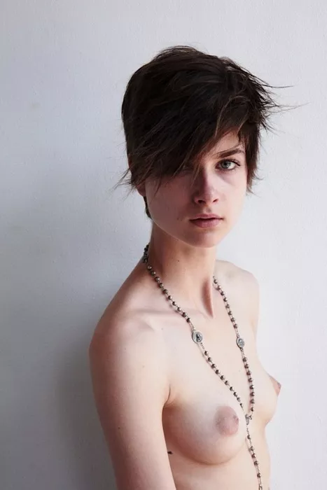 Slim bangs posted by nakedtimeacct