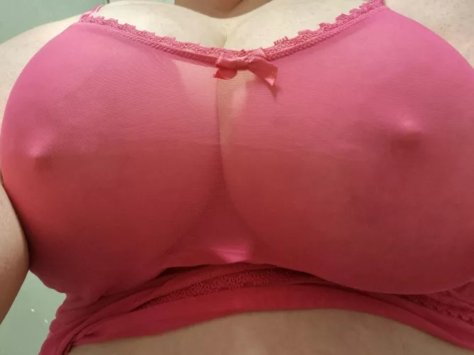 Slippery wet Sundays 😉💦 by J3llyBean1991