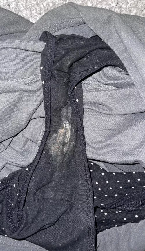 Sloppy mommy of 2 daily discharge by drtbg21