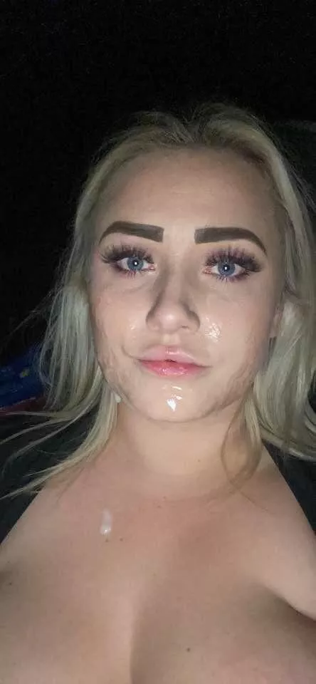 Slut got a nice load posted by Hornylad2000uk