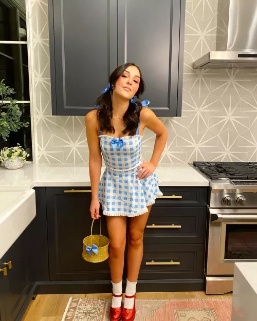 slutty Dorothy by siimple_code