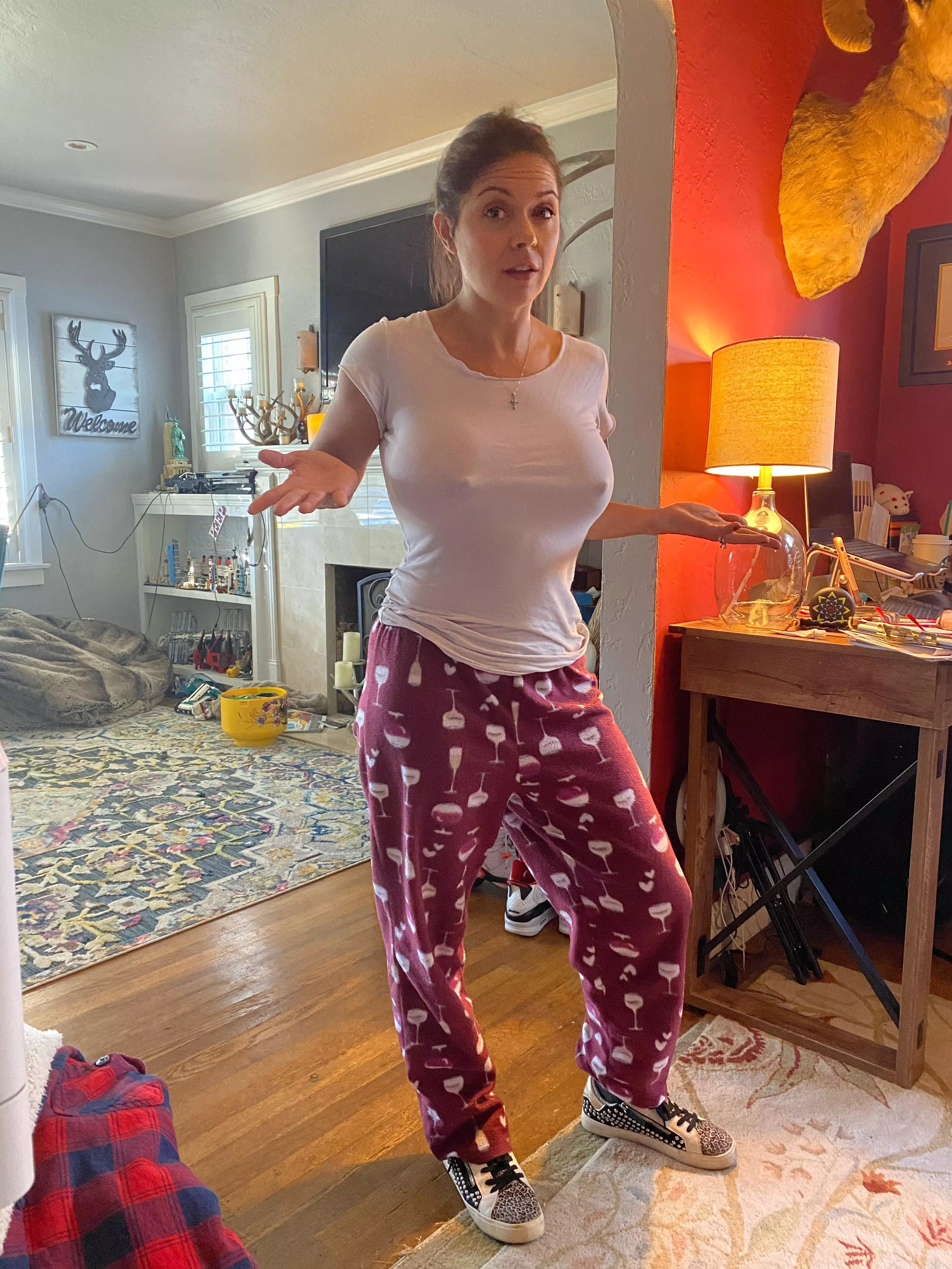 Slutty milf posted by Inimbos