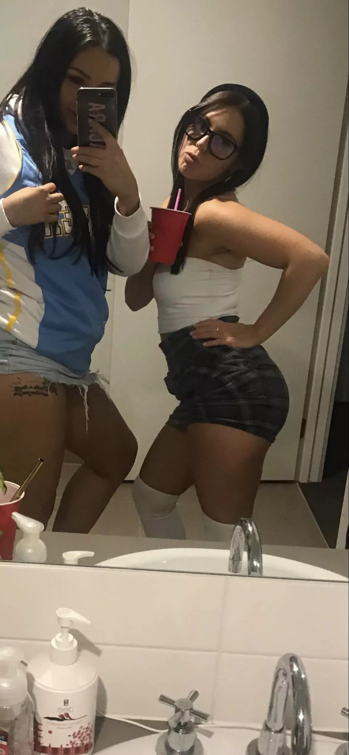 Slutty school girl posted by ZamasuCD