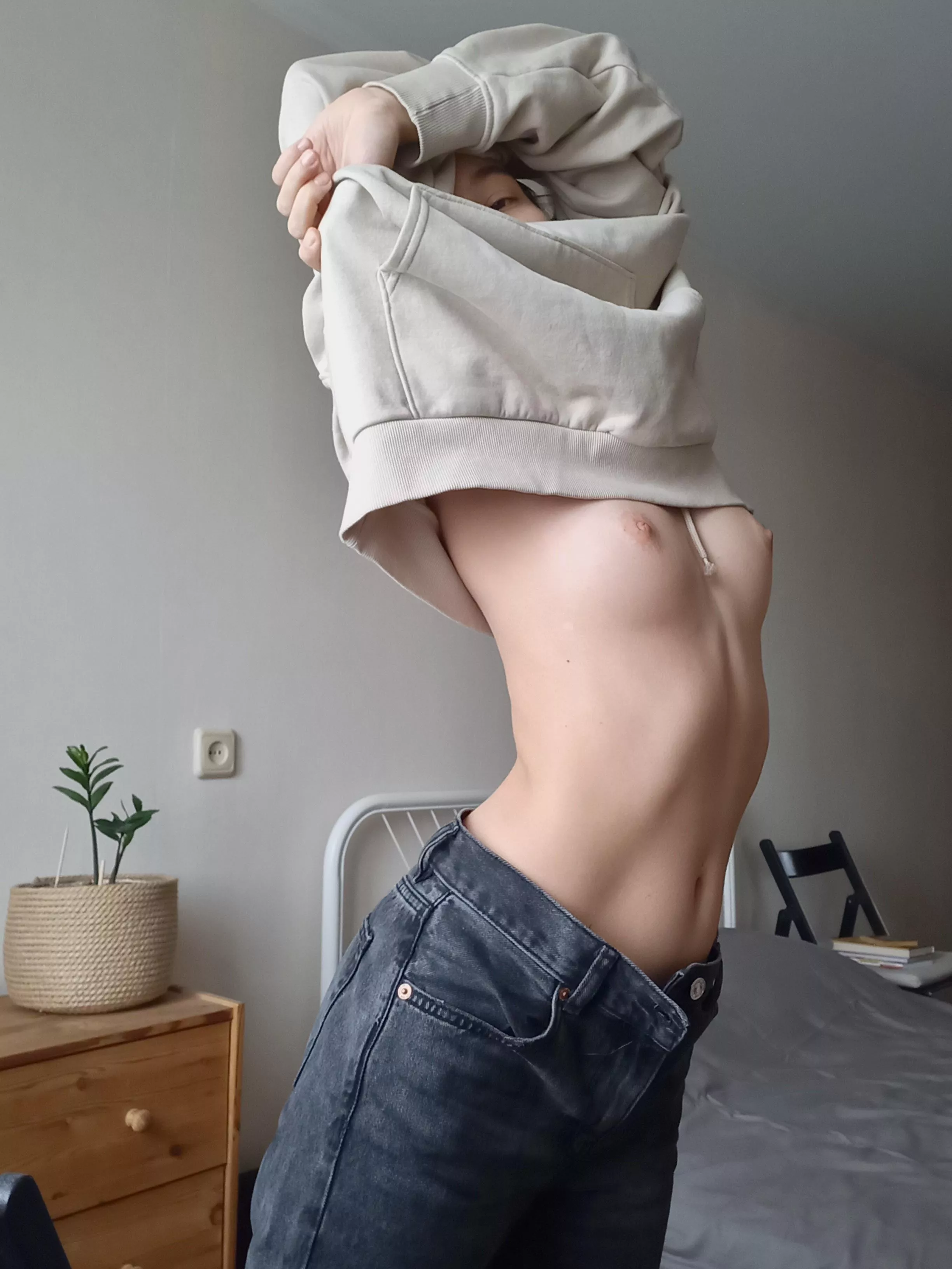 Small boobs = save money on bra😄 posted by strawbery_pancake