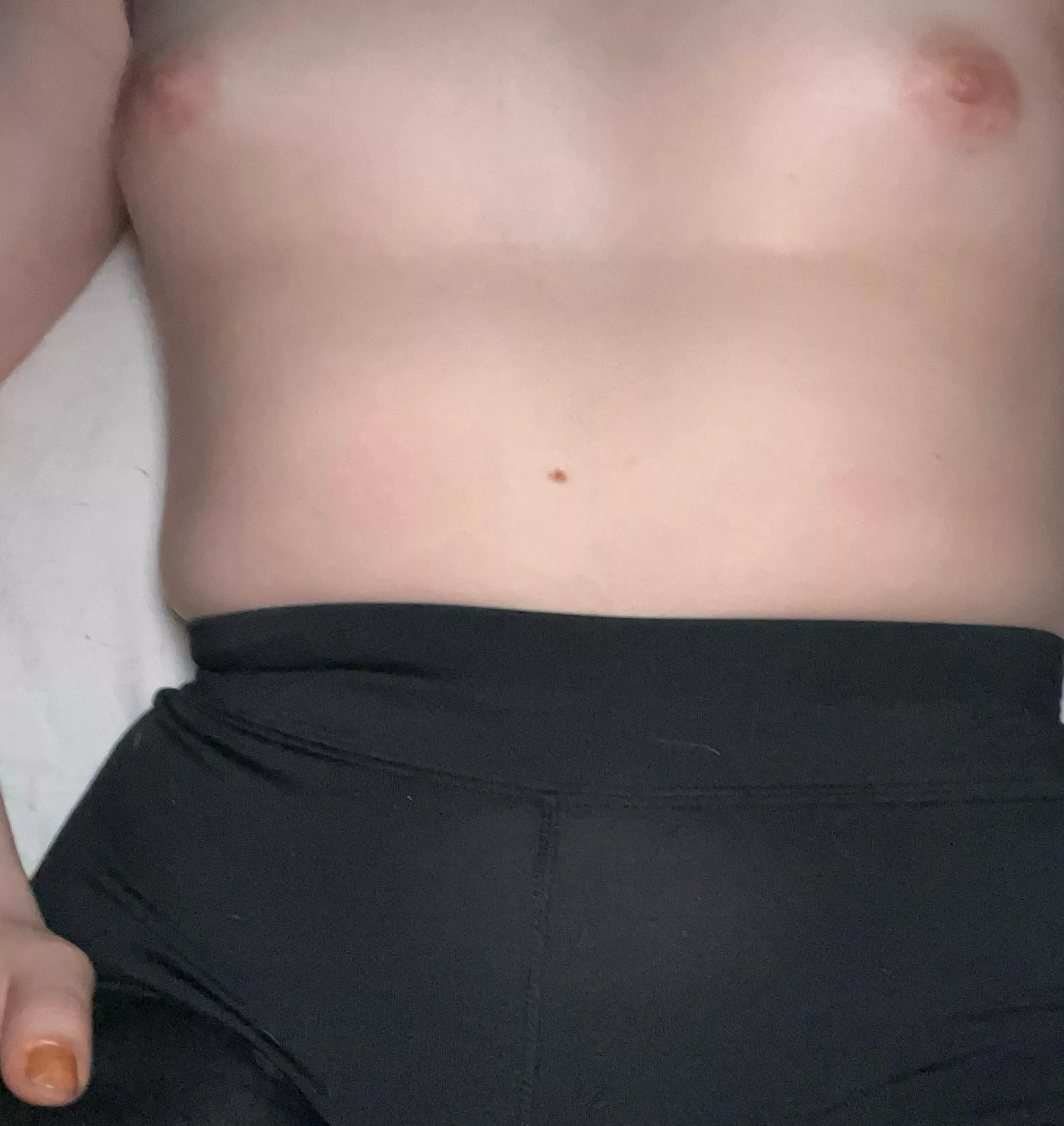 small & sensitive posted by _queen_of_halloween_