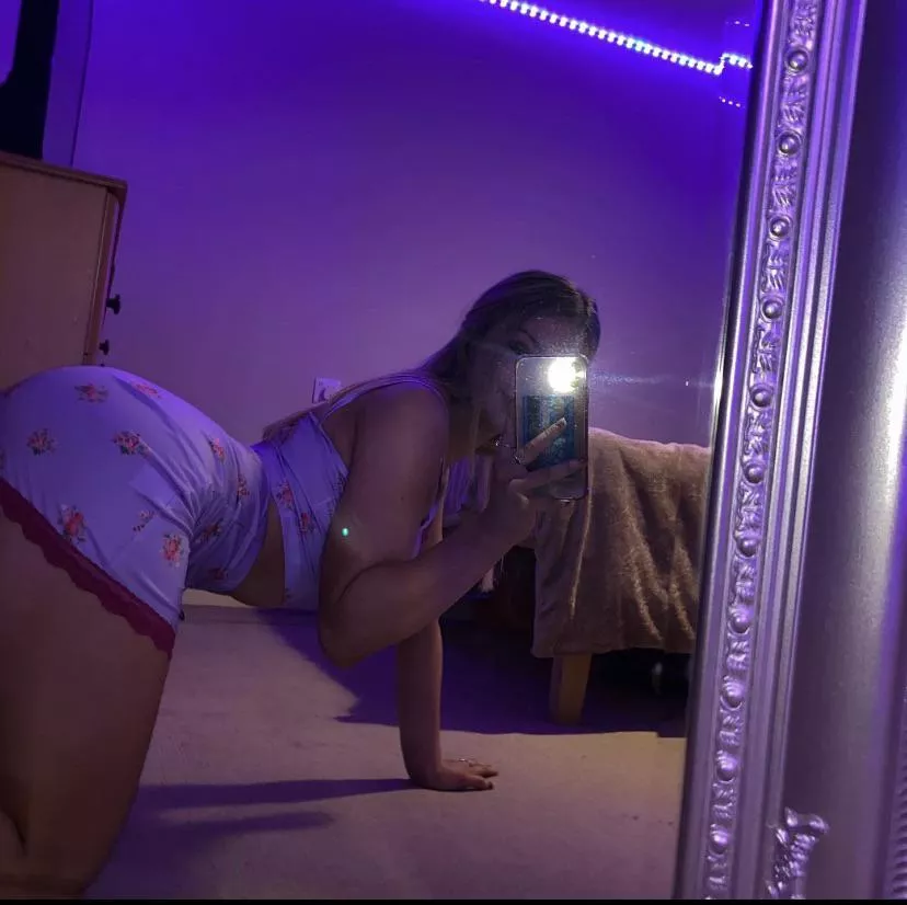 Smash or pass?.. posted by phiex__x