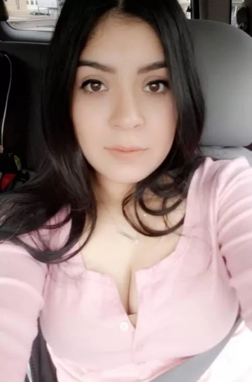 Smash or pass this mom of 2? by hrrety12