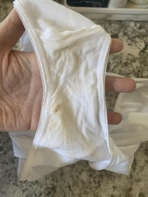 Smells so good by ElitePantyRaider