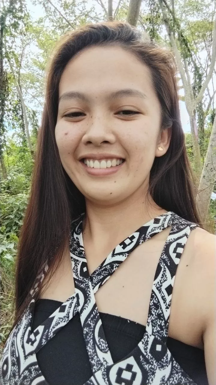 Smile for all of you.Happy weekend posted by FibesaaLove