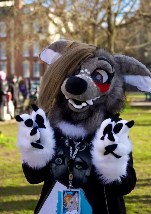 Smile! It looks good on you💖 by VampyBooXO