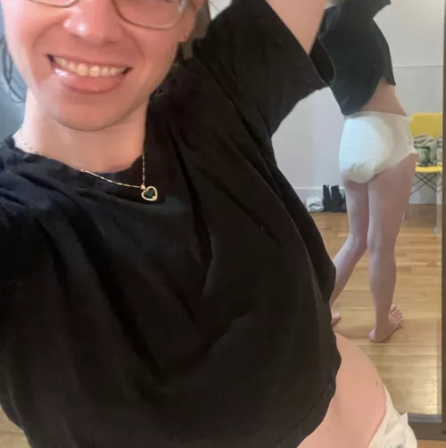 smile or diaper, where did ur eyes go first?? by some_say_im_cute