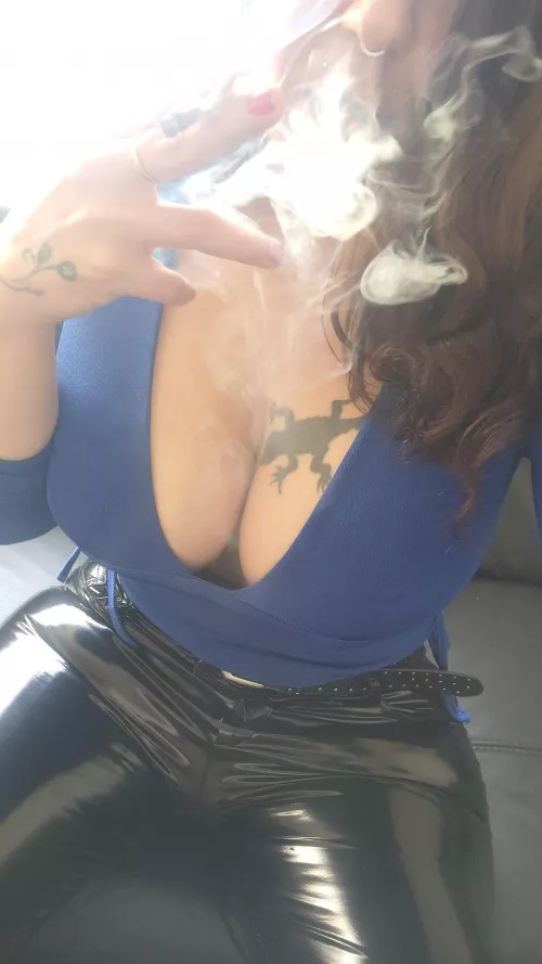 Smoke, boobs and pvc.. what do you want more? by lola_fontaine69