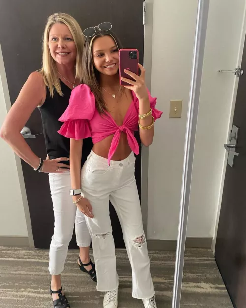 smoking hot 🔥 mother daughter duo by ThePinkTaco65