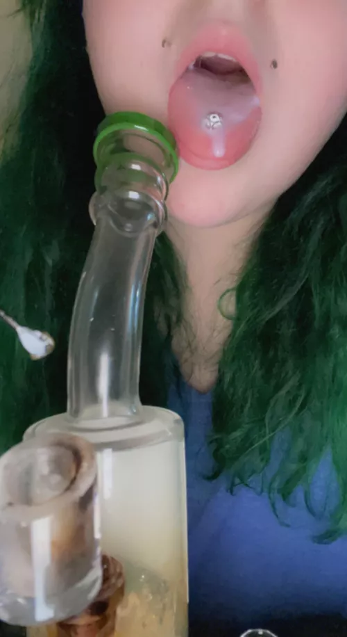 Smoking with a mouth full of cum by PushmyHeaddownPlease