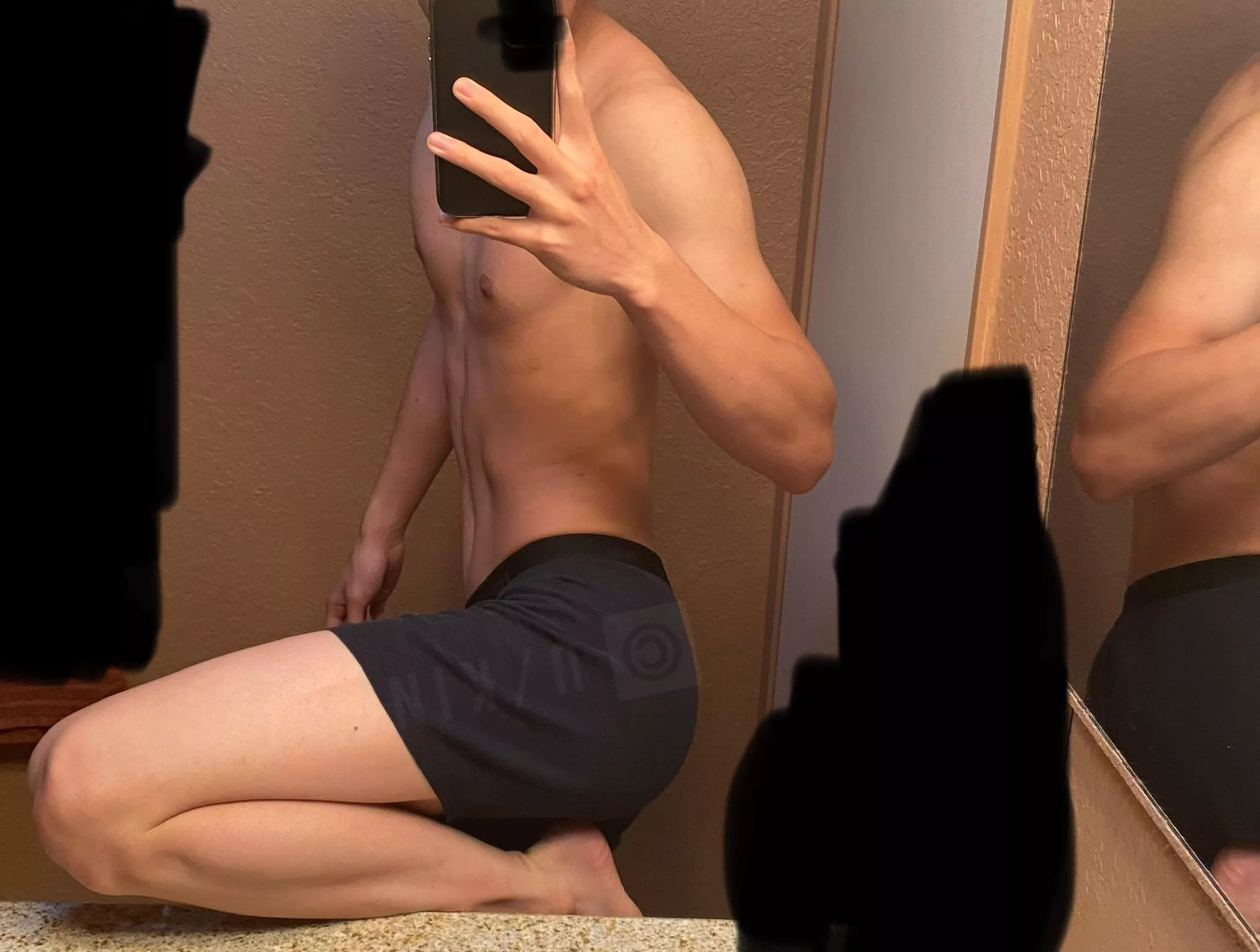 Smooth prettyboy moment🧡 posted by King_Calves