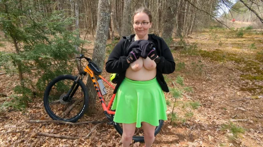 Sneaky trail boobies! by Mrs_Zen