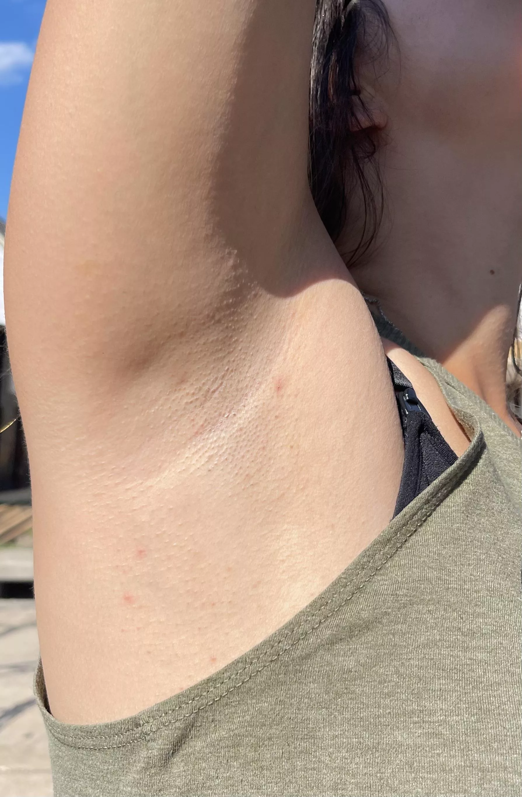 Sniff me ;) posted by SpecialPeach2936