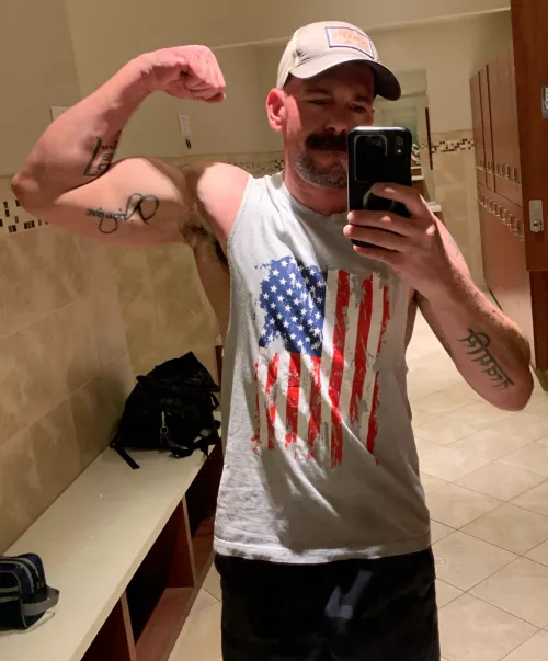 Sniff sniff! by inkedpolyglot