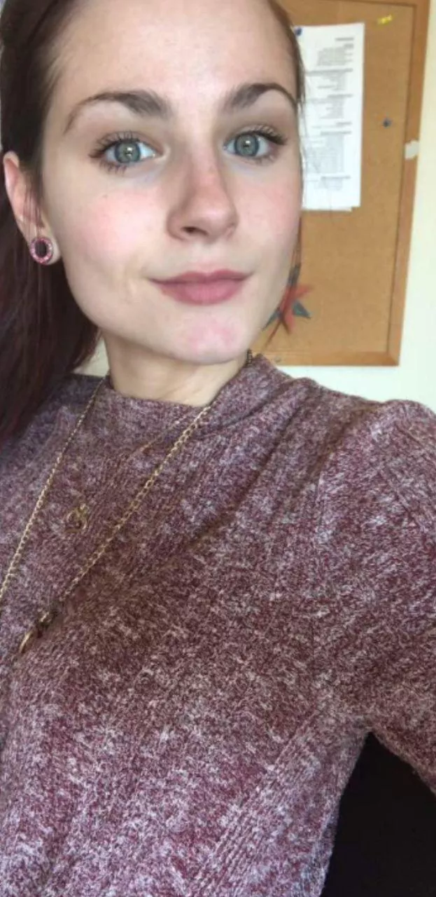 Sn@p scarlet_thom44 if you want some humiliation first like gets a little reward 🤤💋💋 posted by CrossFrederick