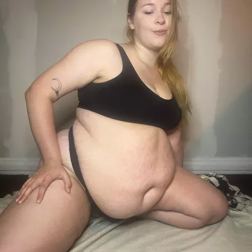 so flabby 🐷❤️ by xcharliexangelx