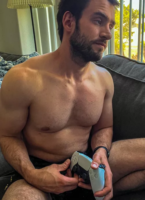 So happy to game all weekend by bakutaru