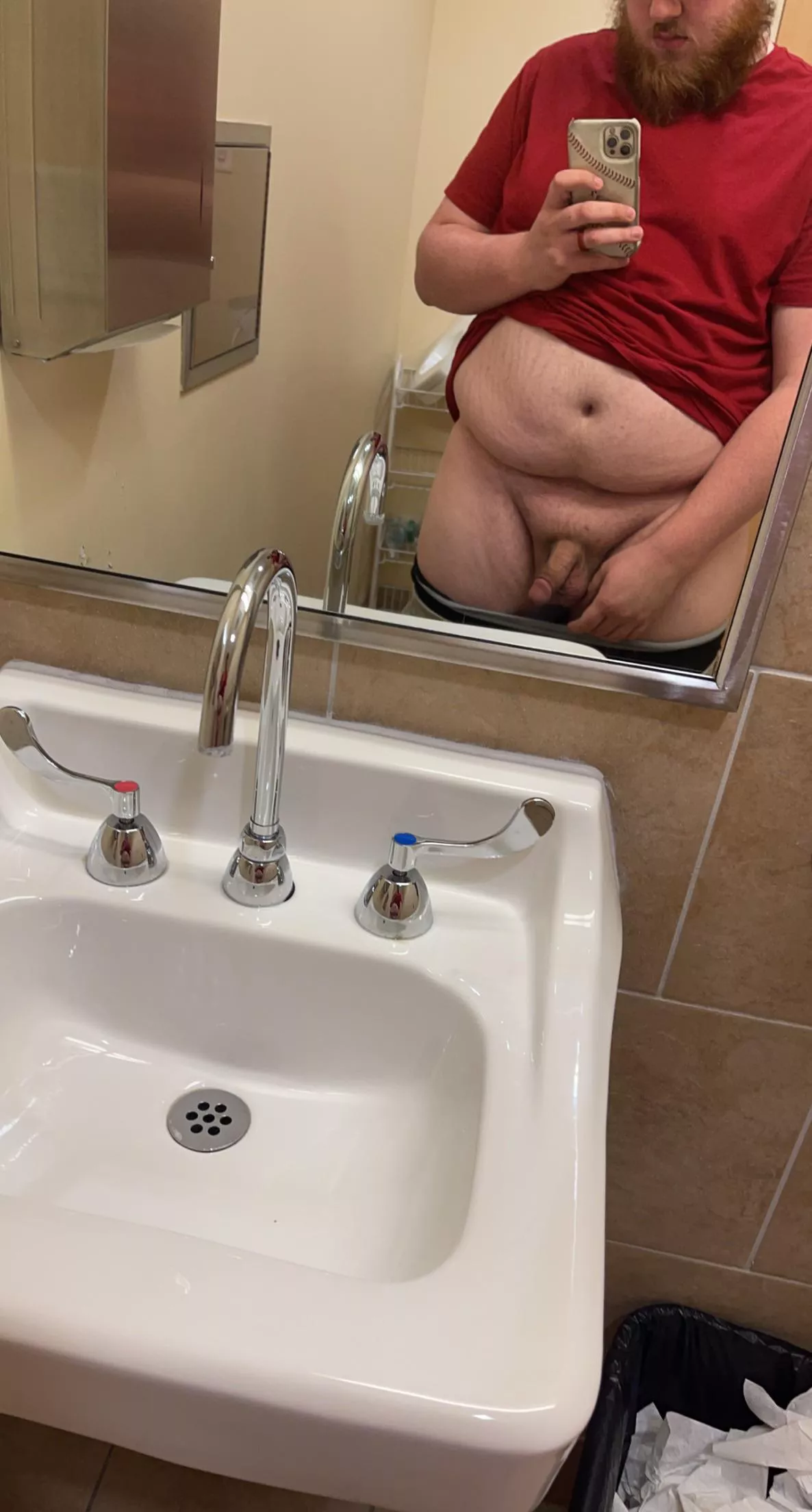 So horny at work posted by mommy_lover_4