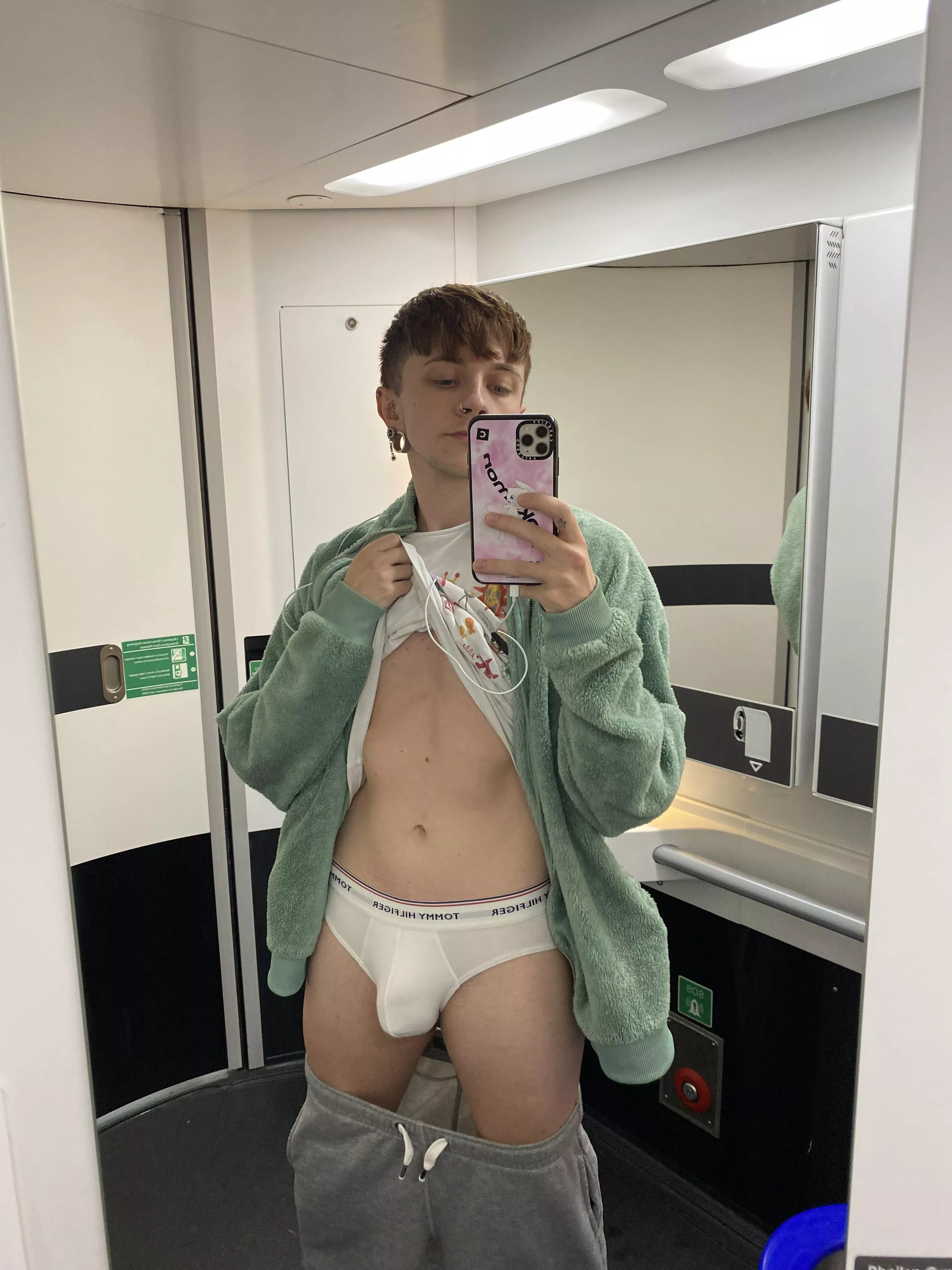 So horny on the train 😮‍💨 posted by Infinite-Advisor-986