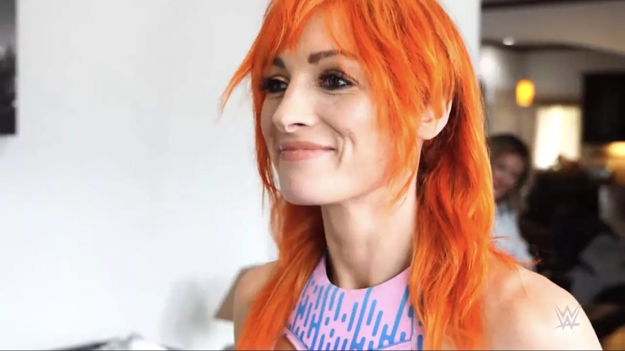 So Hot 🧡😍 posted by Broccoli_Robb69